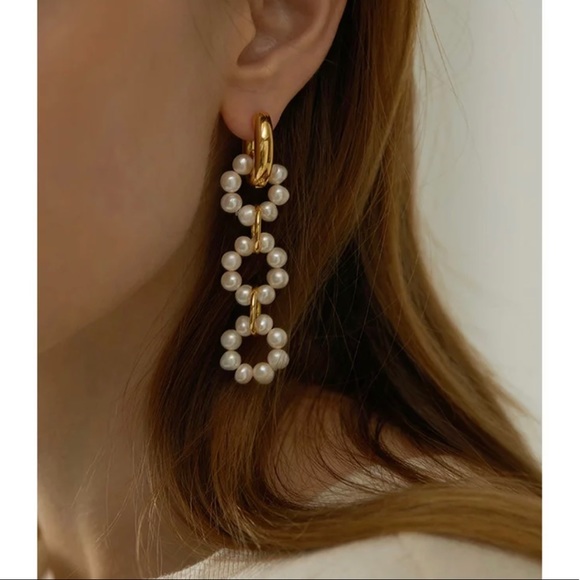 Dangling Pearls - Picture 3 of 3